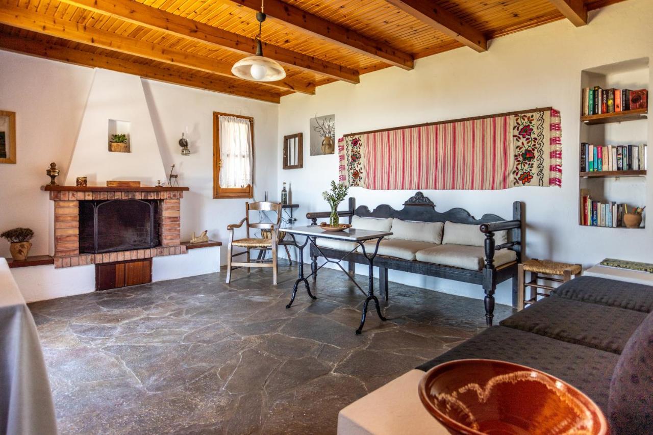 Manolis' House Villa Agia Paraskevi  Екстериор снимка