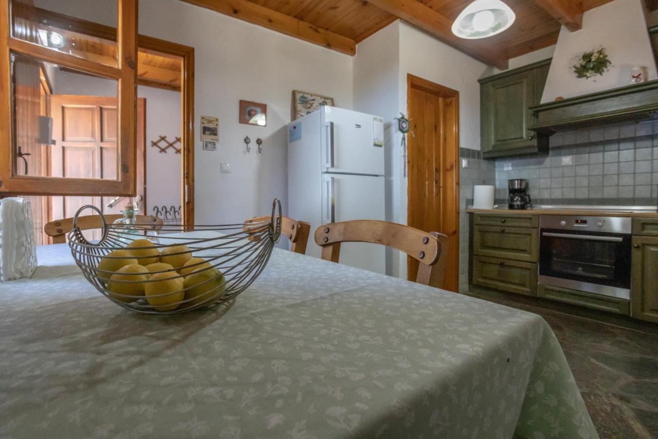 Manolis' House Villa Agia Paraskevi  Екстериор снимка