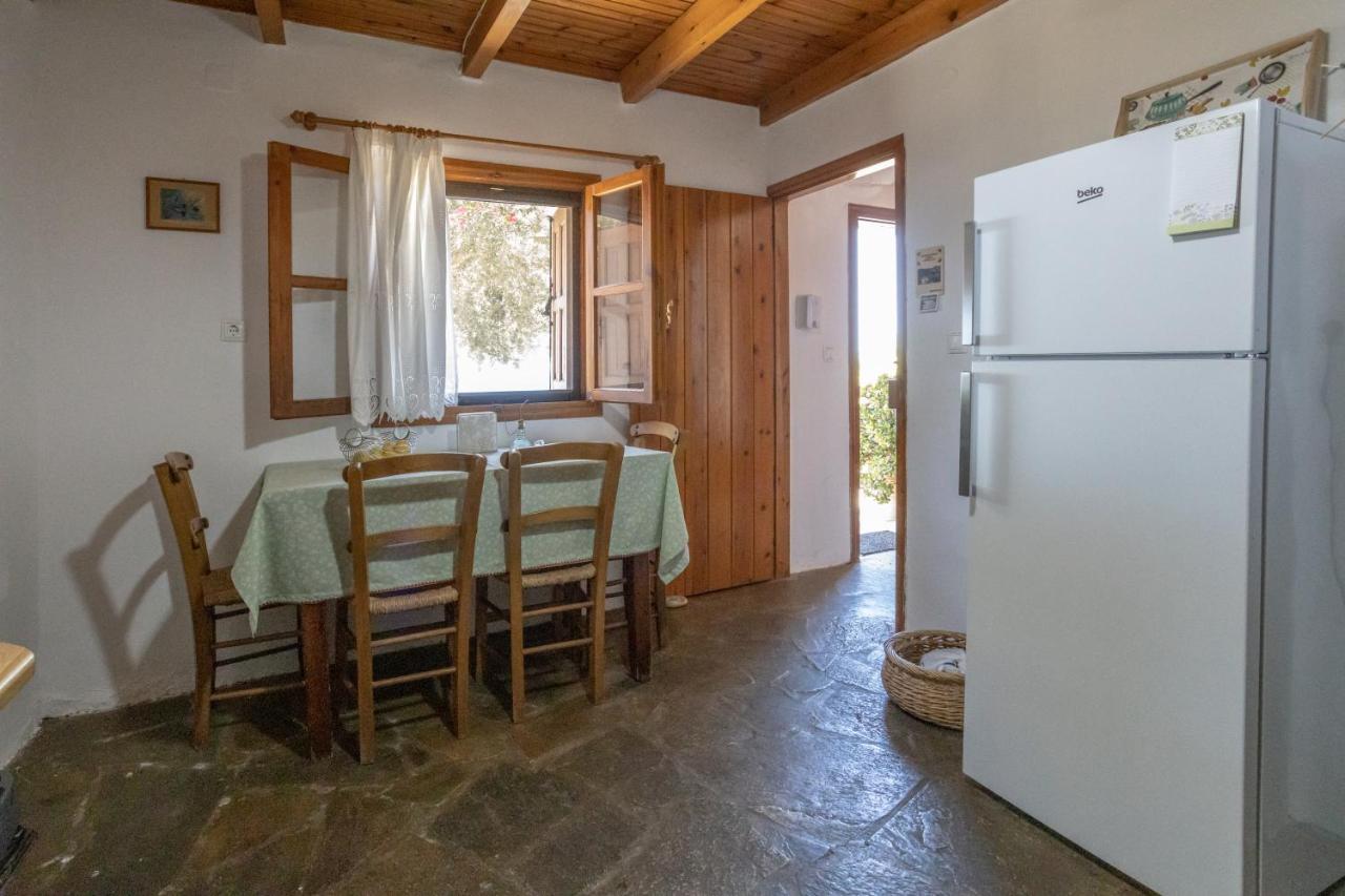 Manolis' House Villa Agia Paraskevi  Екстериор снимка